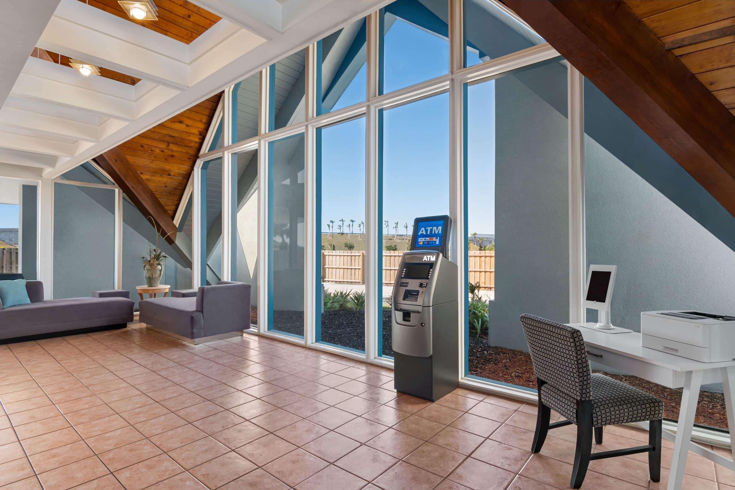 Baymont By Wyndham Daytona Beach - Intl Speedway Bagian luar foto