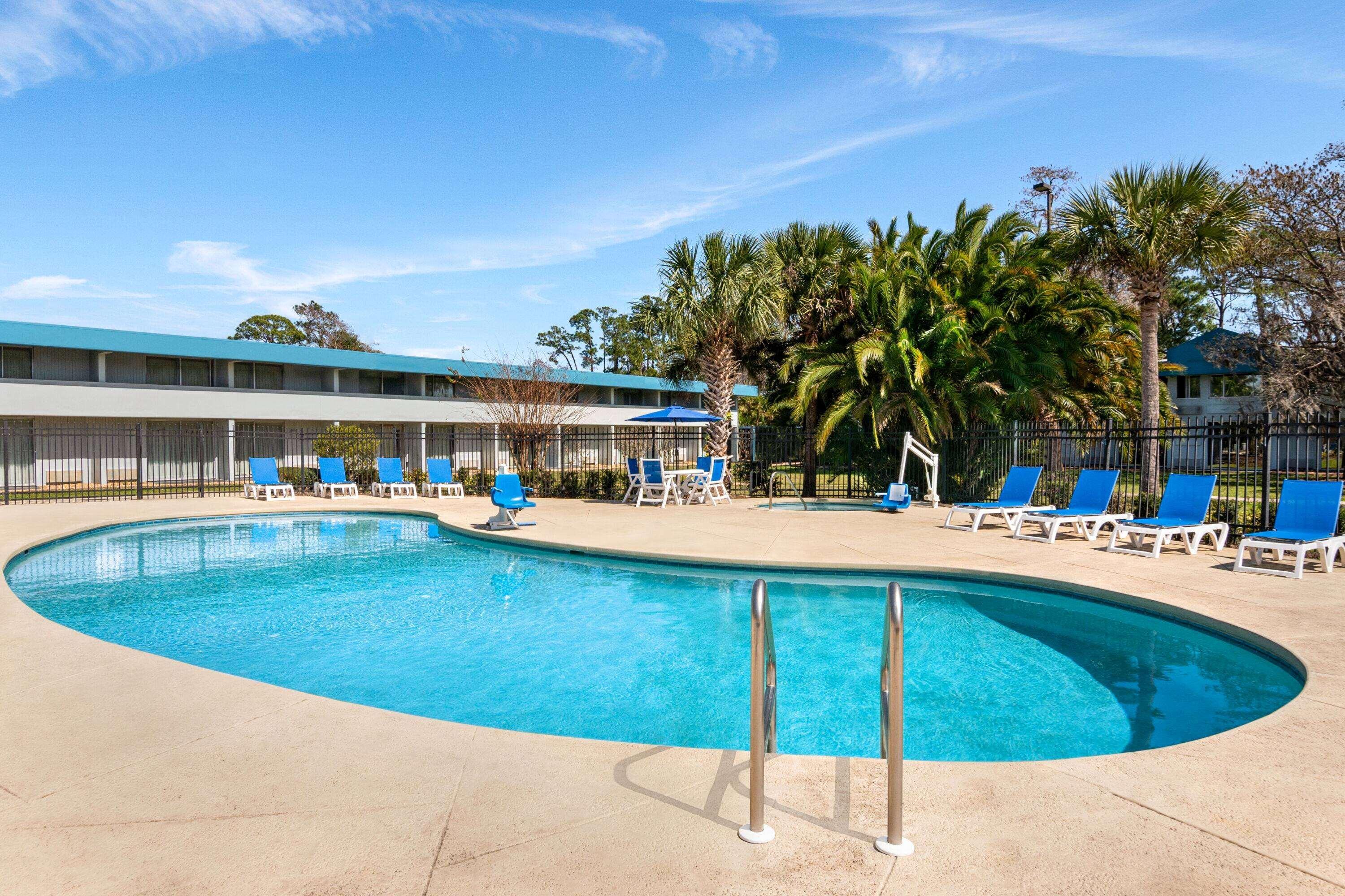 Baymont By Wyndham Daytona Beach - Intl Speedway Bagian luar foto