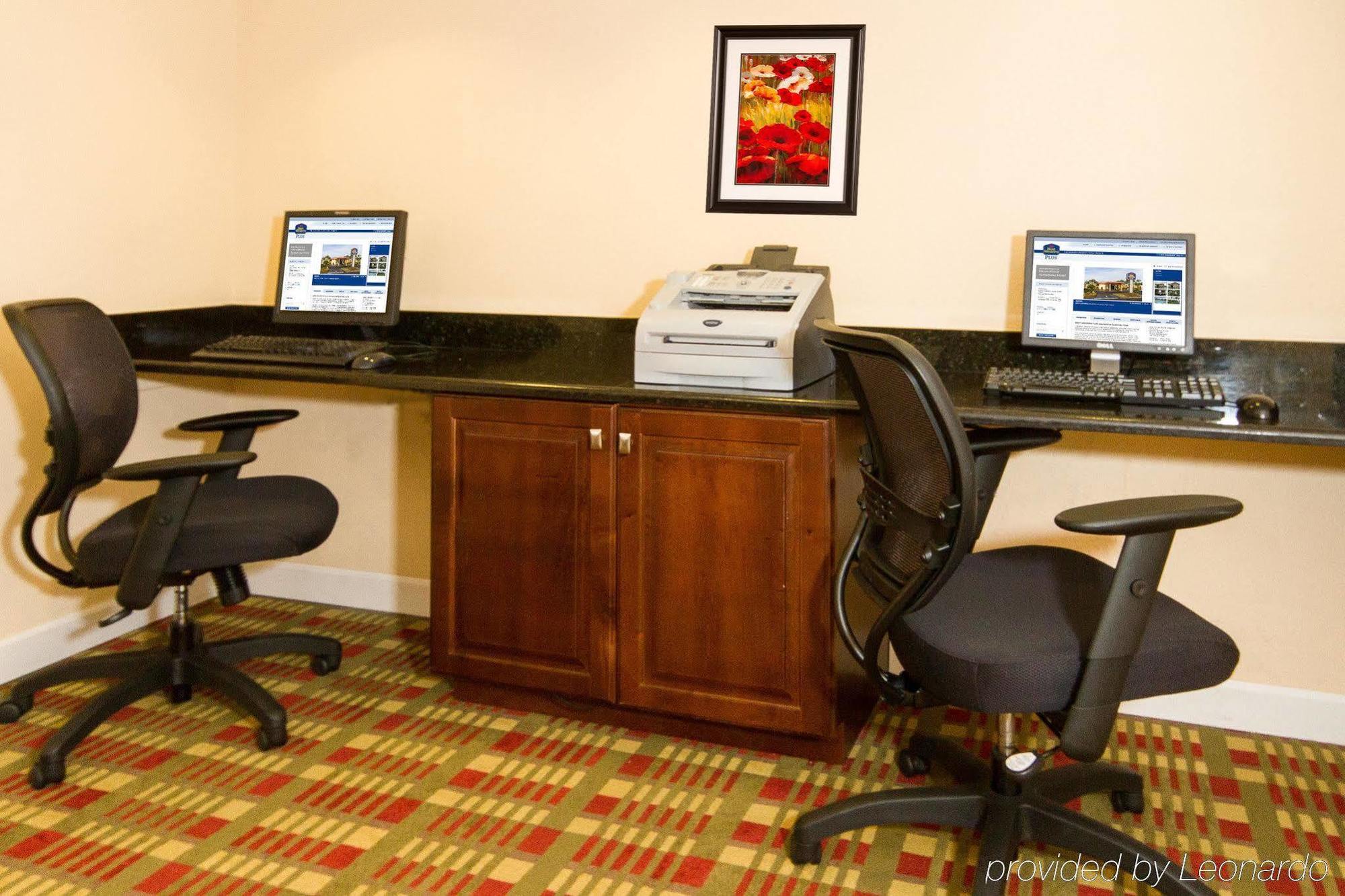 Baymont By Wyndham Daytona Beach - Intl Speedway Bagian luar foto