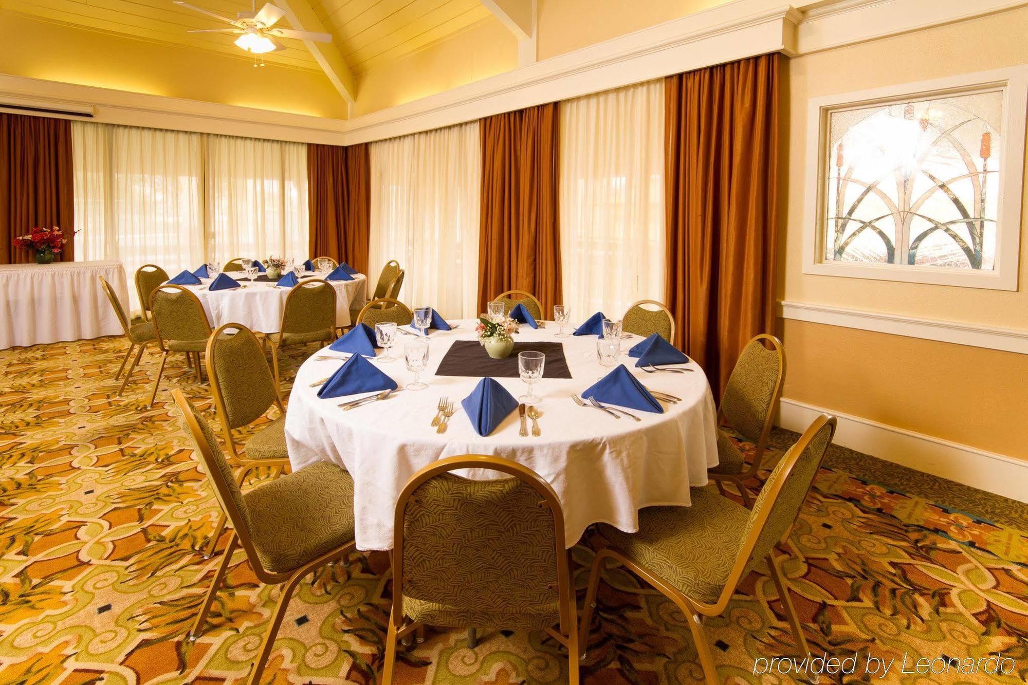 Baymont By Wyndham Daytona Beach - Intl Speedway Bagian luar foto